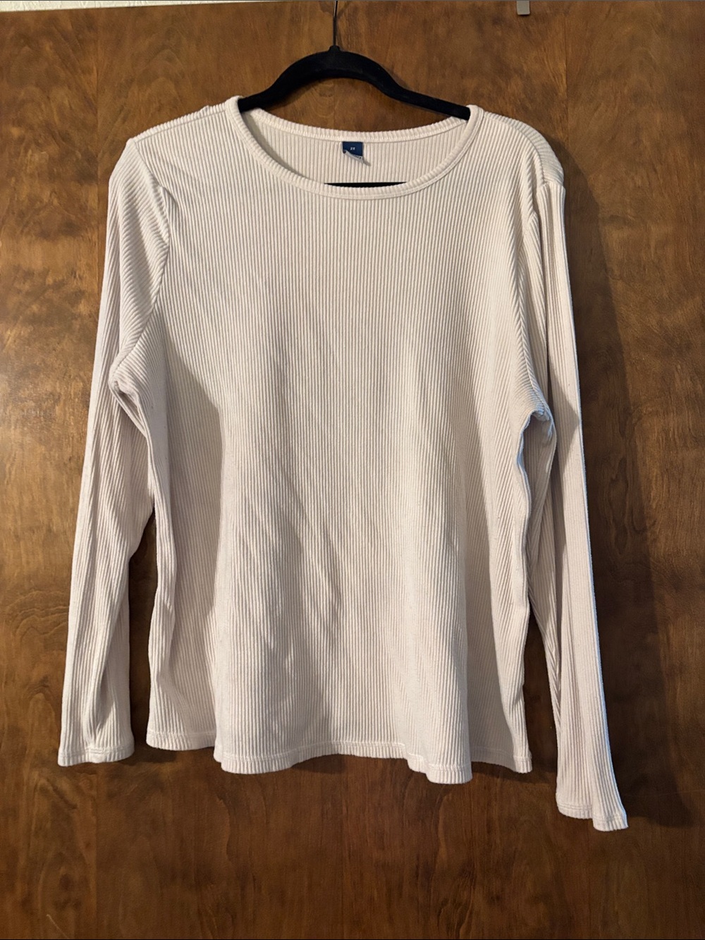 Old Navy Long Sleeve Ribbed Tee in Cream
